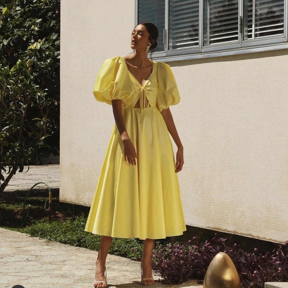 NWT No Pise La Grama bright yellow dress